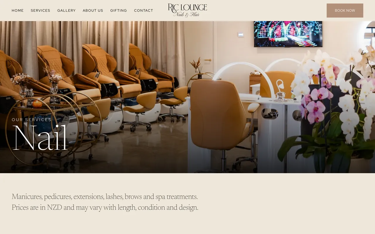 Ric Lounge nail services page with a photo of the lounge